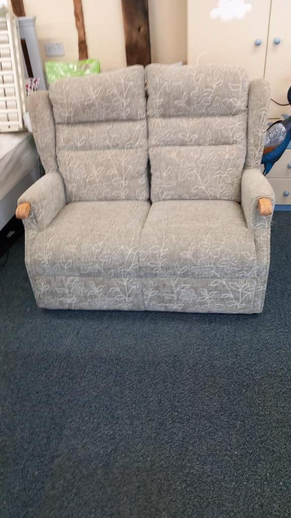 Cottage sofa NEW