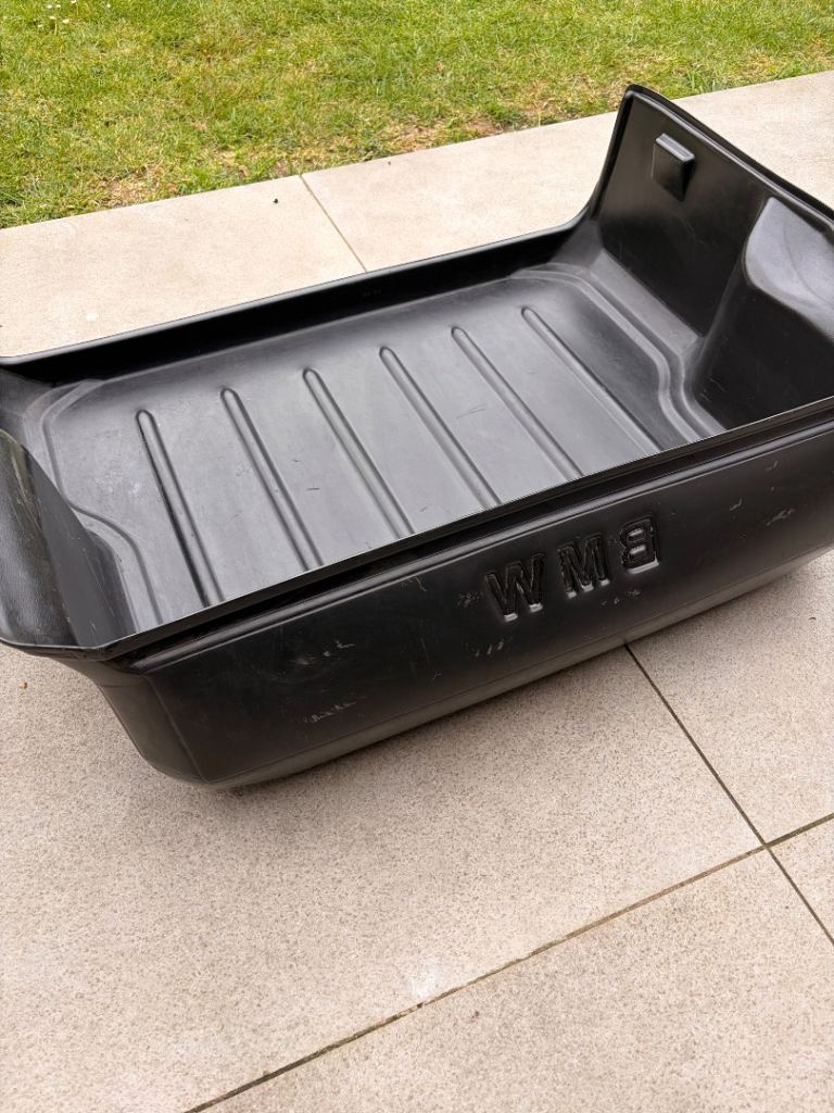 solid plastic boot tray