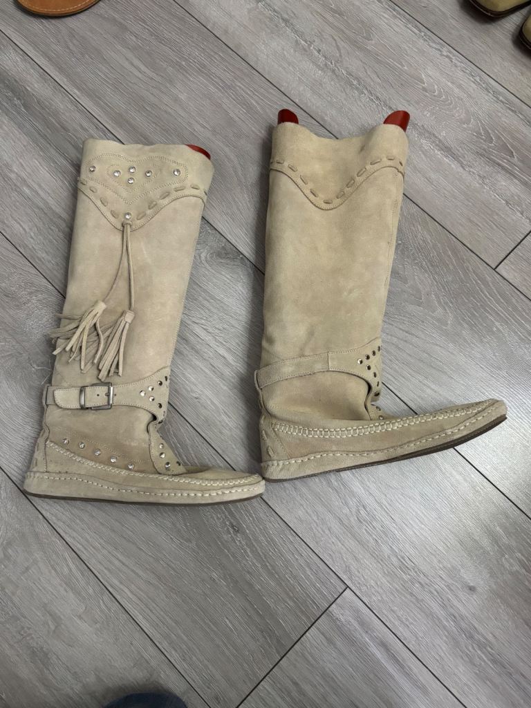 New knee length genuine suede boots