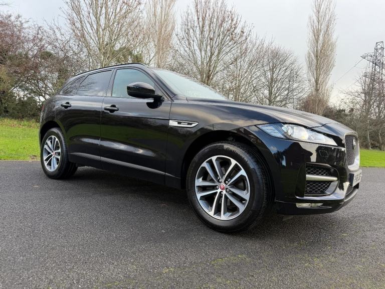 2018 Jaguar F-PACE 2.0 DIESEL R-SPORT / 8 SPEED AUTO AWD / 12 MONTHS WARRANTY 
