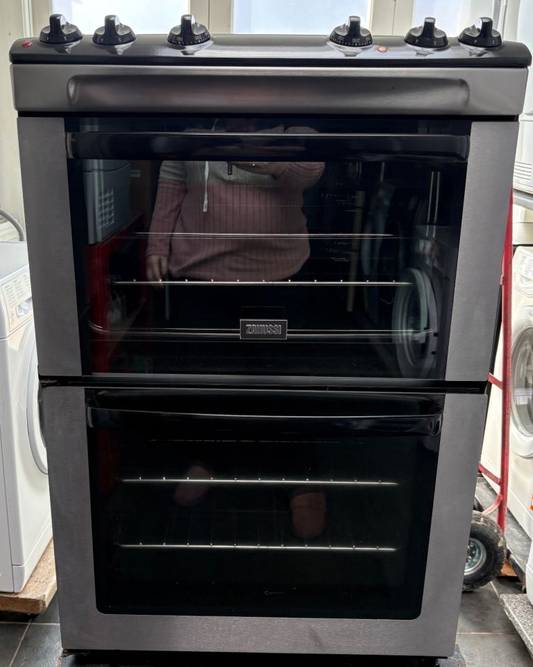 Zanussi electric cooker double oven fan oven 