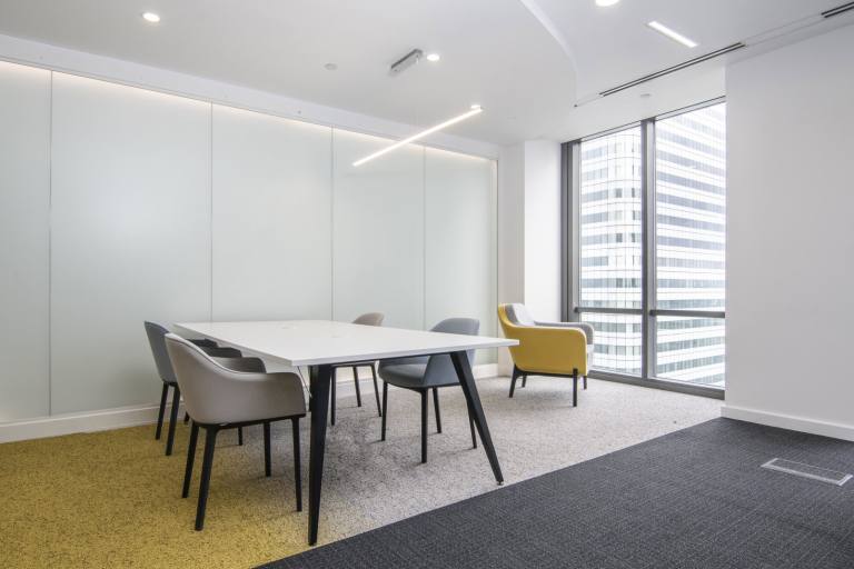 London - E14 5AA \ Flexible Office Space with 4 Desks