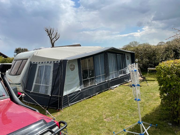 Isabella ambassador 1050 awning 