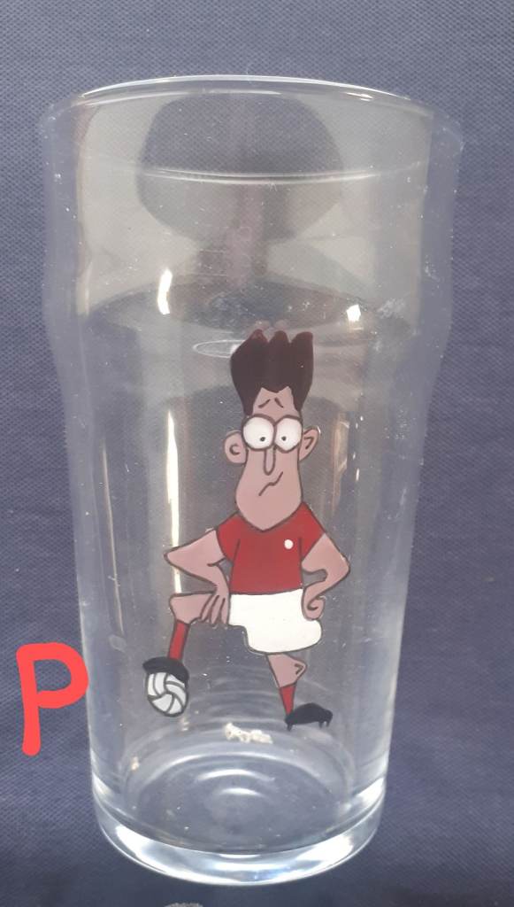Football Pint Glasses Choose Team £5 Each