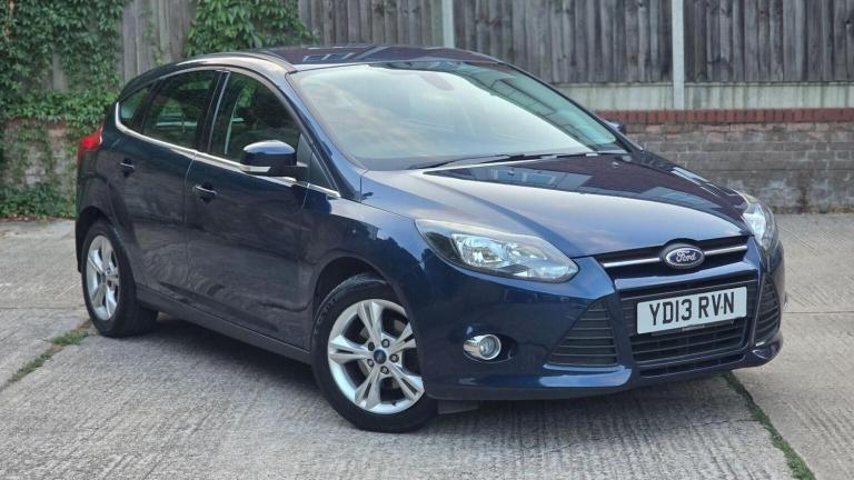 FORD FOCUS 1.0T EcoBoost Zetec Euro 5 (s/s) 5dr 2013