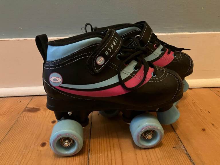 Roller skates size 3 with original box