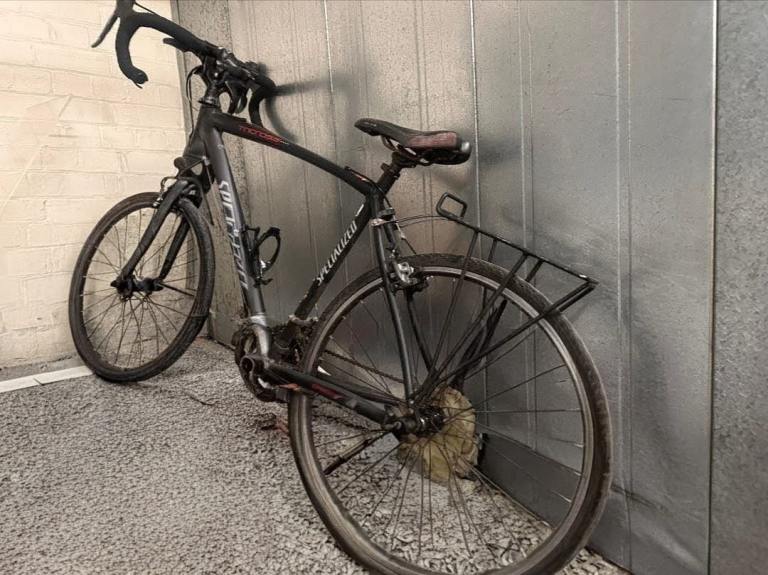 Specialized Allez Unisex Road Bike – £450 