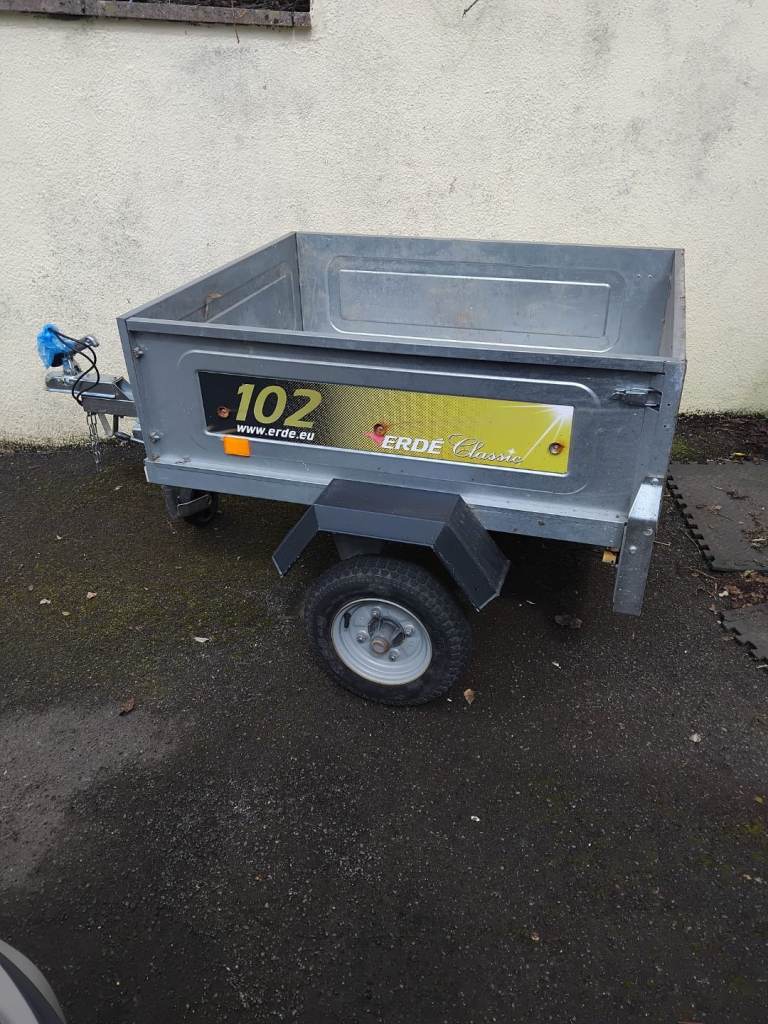 Erde 102 Trailer