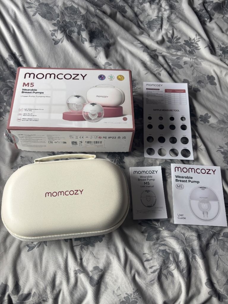 Momcozy M5 Wearable Breast Pump x2