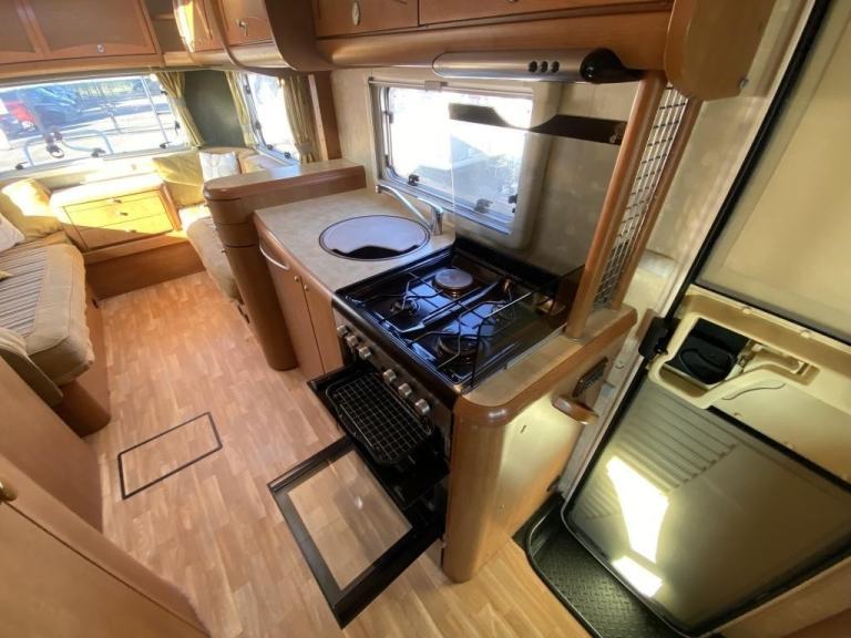 2006 (06) BESSACARR E720 2 BERTH MOTORHOME