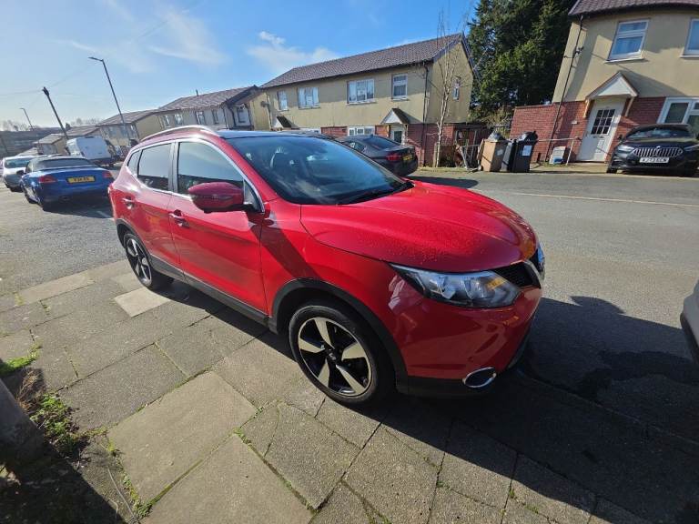 Nissan Qashqai SUV 