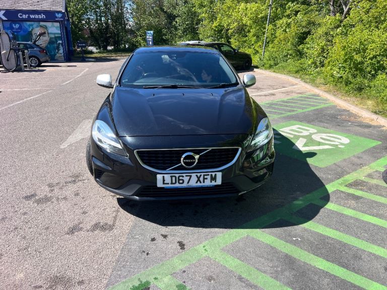 Volvo, V40, Hatchback, 2017, Semi-Auto, 1498 (cc), 5 doors