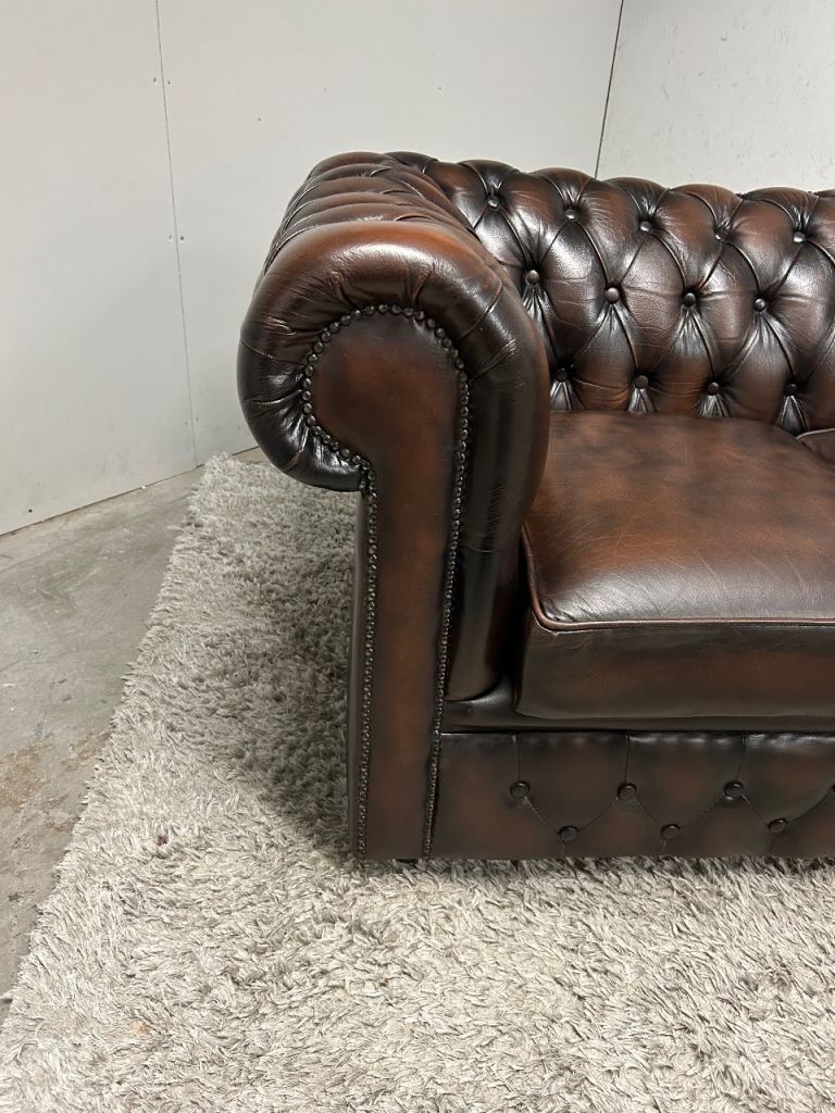 PAIR OF CHESTERFIELD 3 SEATER CLUB SOFAS DELIVERY AVAILABLE 