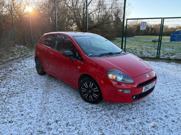 Fiat, PUNTO, Hatchback, 2012, Manual, 875 (cc), 3 doors