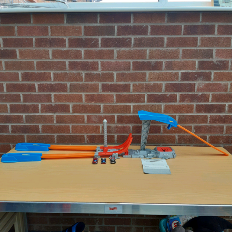 Hot Wheels 'Race' set