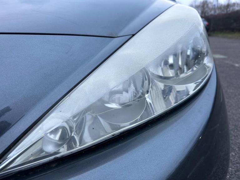 2012 Peugeot 207 1.4 VTi Sportium Euro 5 3dr HATCHBACK Petrol Manual