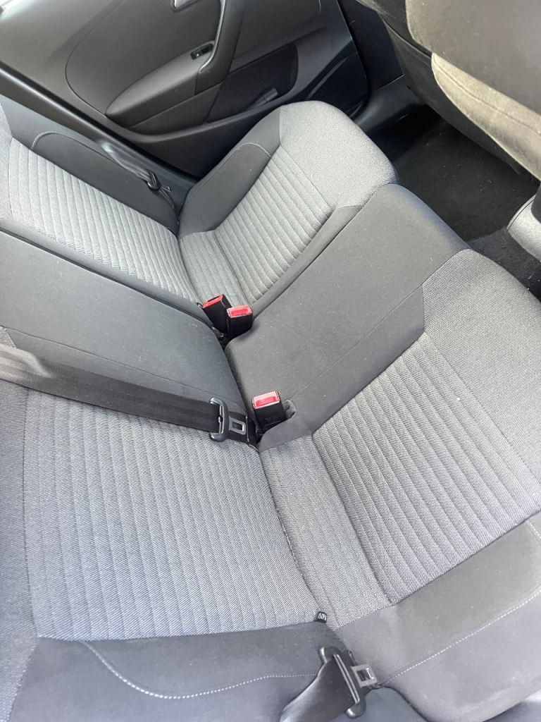 Volkswagen, POLO, Hatchback, 2011, Manual, 1199 (cc), 5 doors