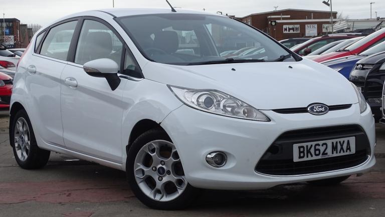 FORD FIESTA 1.4 Zetec White Manual Petrol 2012