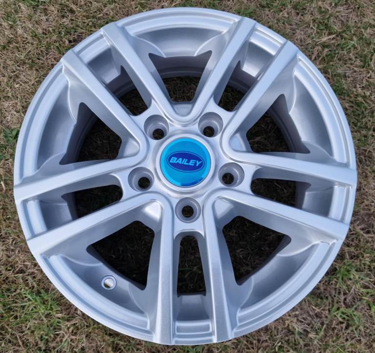 *SOLD*Bailey Caravan Unicorn Series 2 Brand New 14"Alloy wheel