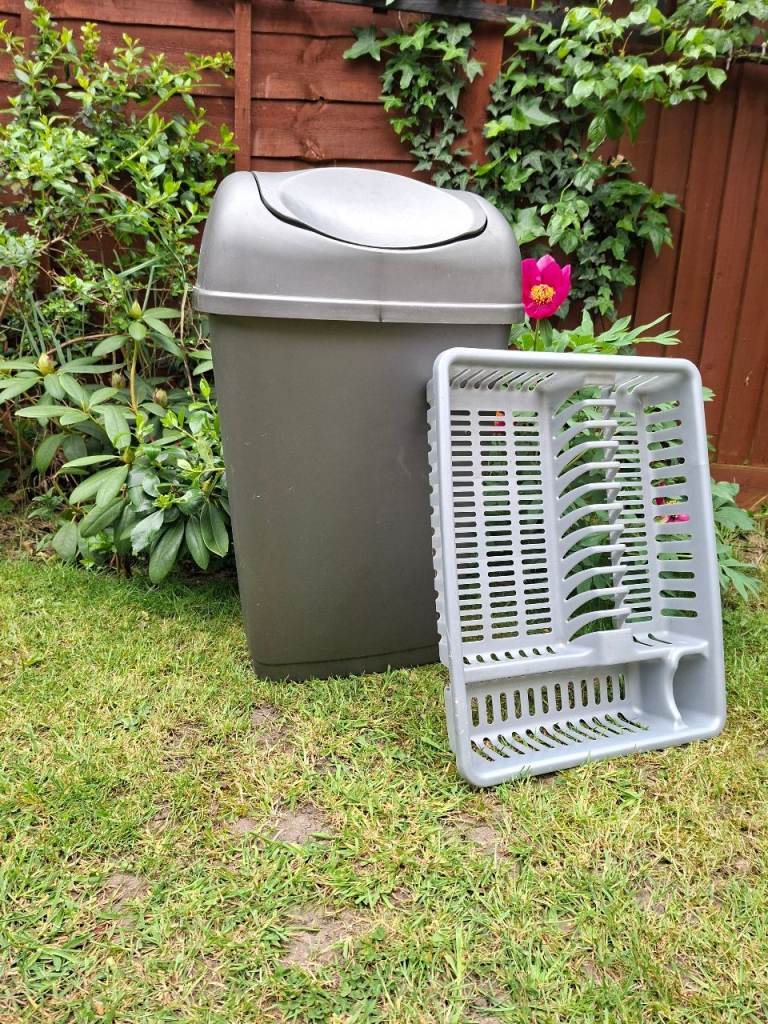 Grey Kitchen Bin & Side Drainer