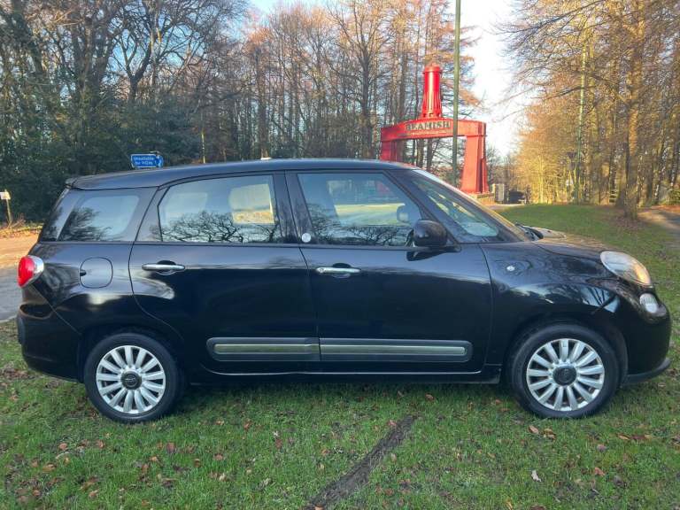 FIAT 500L 1.3 500l Mpw Pop Star 1.3 Multijet 7seats Black Manual Diesel 2014