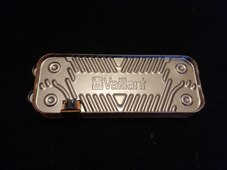 PLATE HEAT EXCHANGER FOR VAILLANT ECOTEC PRO 24, PRO 28 PLUS 618 & 824 BOILER PART 