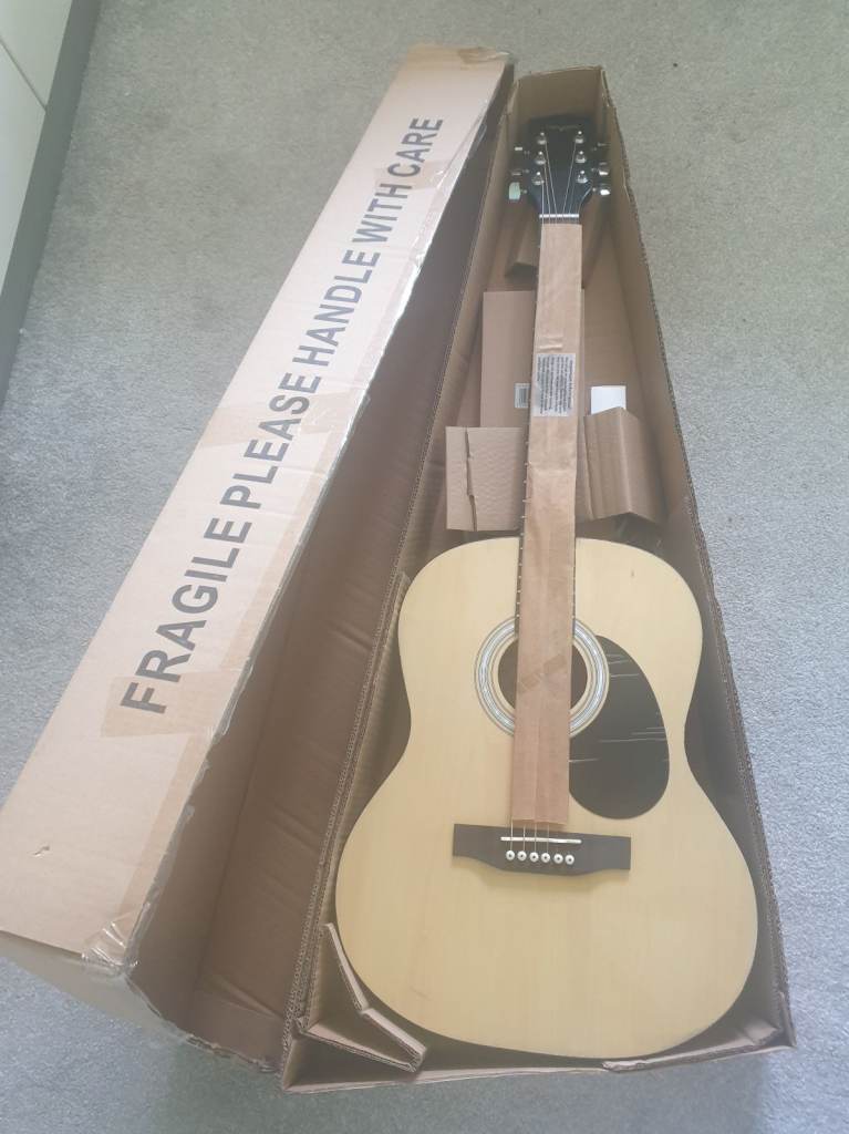 Martin Smith W-101 Full-Size Acoustic Guitar Package (Natural) - NEW