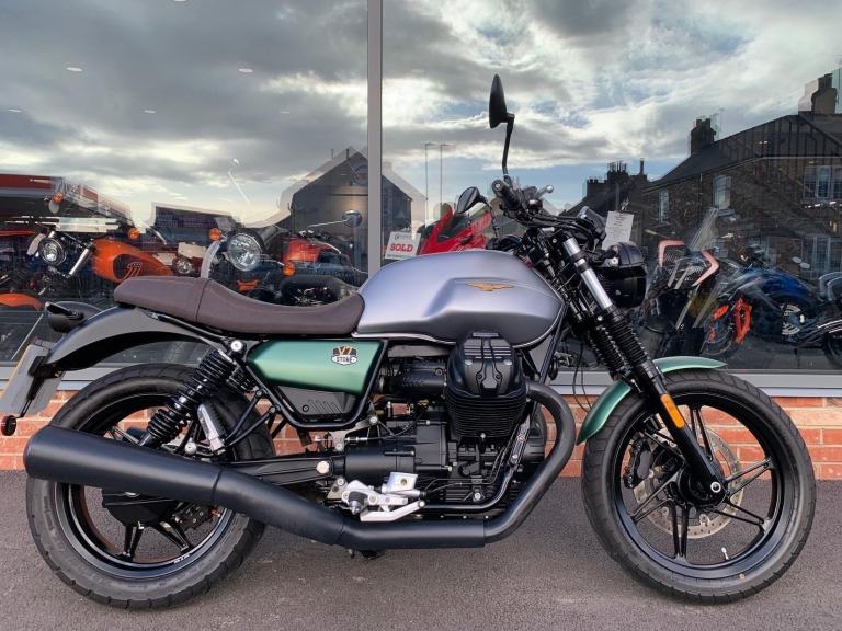 Moto Guzzi V7 CENTANARIO - ONE OWNER - 2 YEAR WARRANTY 