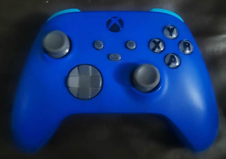 Xbox Wireless Controller – Blue, Good Condition