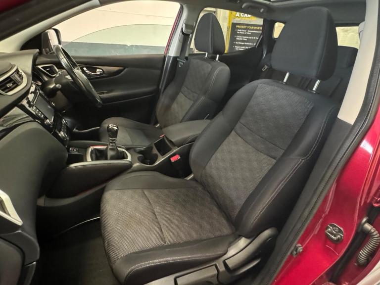 2015 Nissan Qashqai 1.2 DIG-T n-tec+ 2WD Euro 5 (s/s) 5dr HATCHBACK Petrol Manual