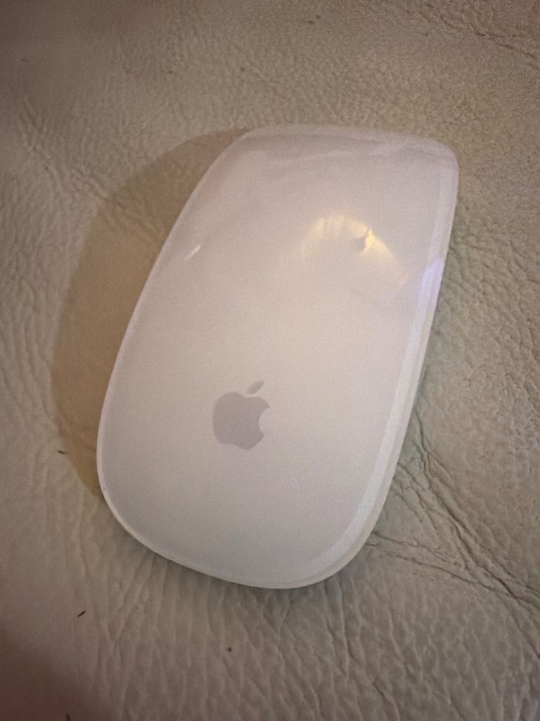 Apple Magic Mouse 2 – White, Excellent Condition
