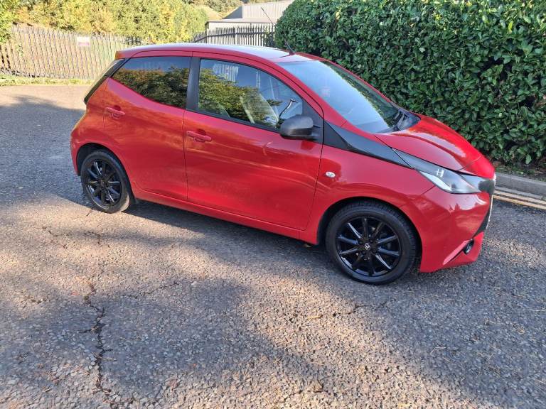 Toyota, AYGO, Hatchback, 2017, Manual, 998 (cc), 5 doors