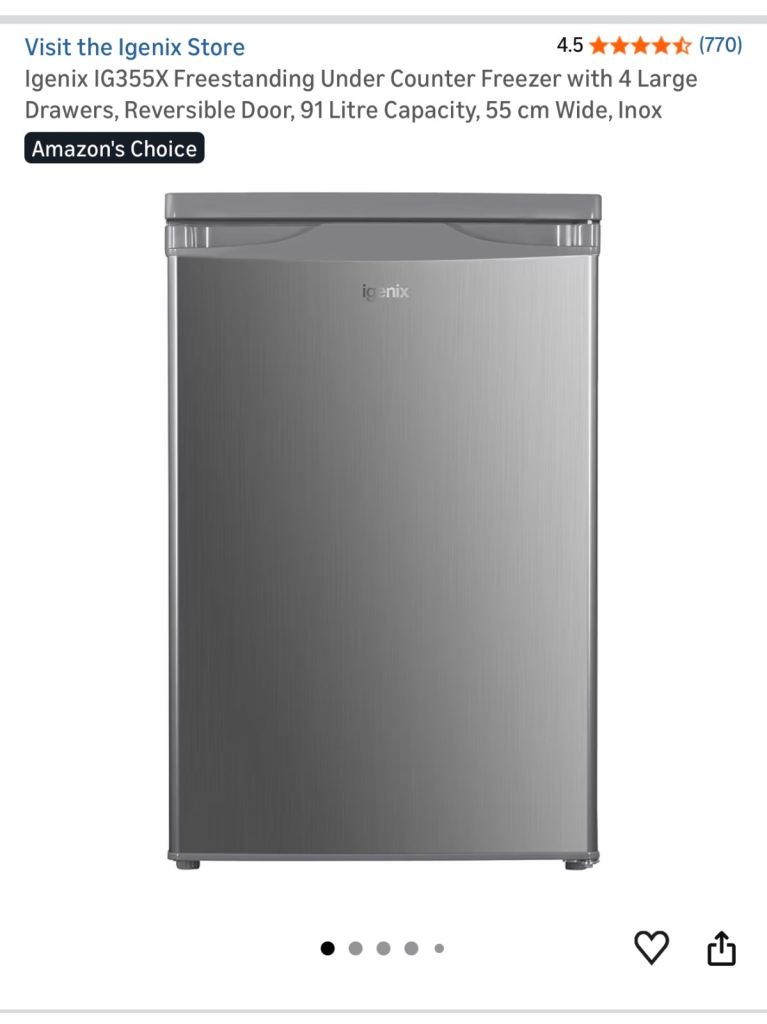 Freestanding freezer 