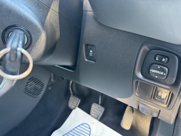 2014 Toyota AYGO 1.0 VVT-i X-Play 3dr HATCHBACK PETROL Manual