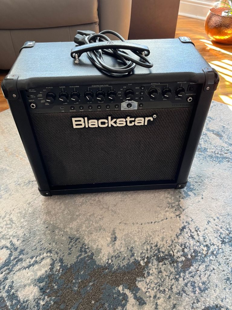 Blackstar ID15 TVP guitar amp 