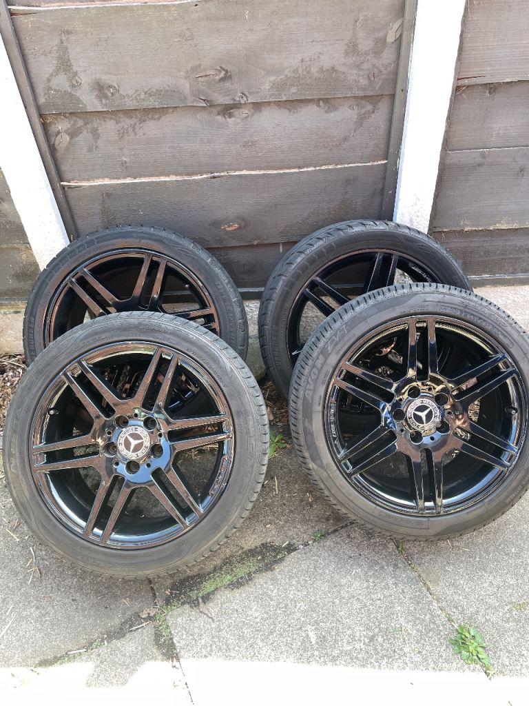 Merc 18” AMG Off-set Alloys and Tyres