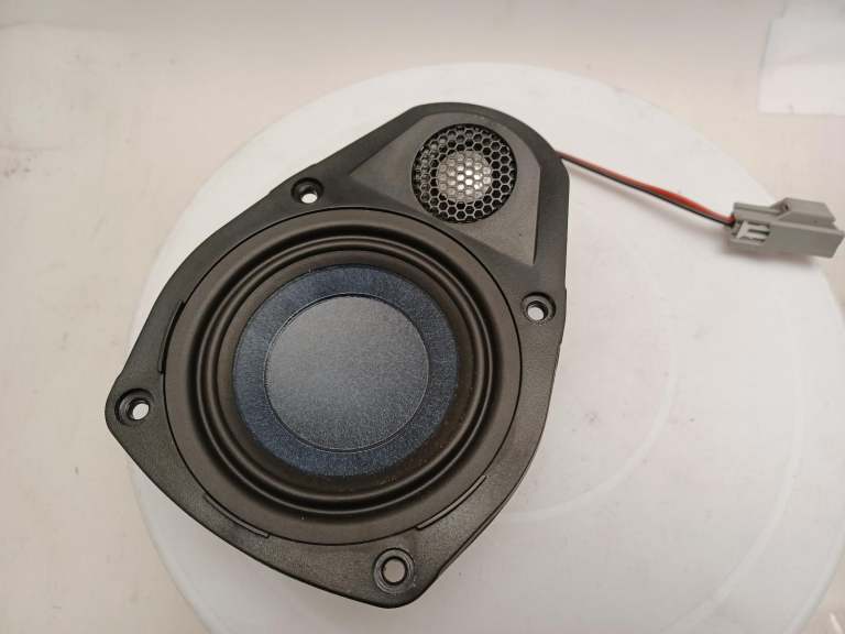 Aston Martin Db9 Subwoofer Speaker Assembly 2004-2018 9d3346684aa 9d33-46684-Aa
