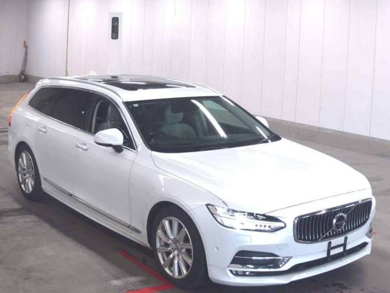 2018 Volvo V90 D4 INSCRIPTION Estate Diesel Automatic