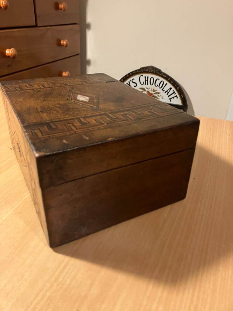 Antique Tunbridge Ware Trinket/Jewelry Box