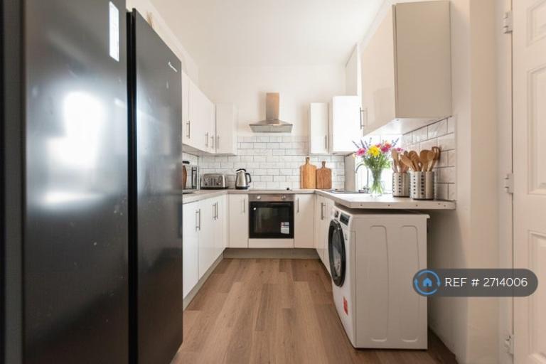 1 bedroom in Church Street West, Radcliffe, Manchester, M26 (#2714006)