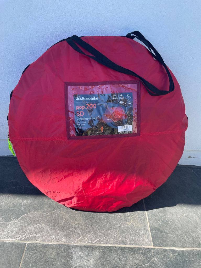New 2 man pop up tent