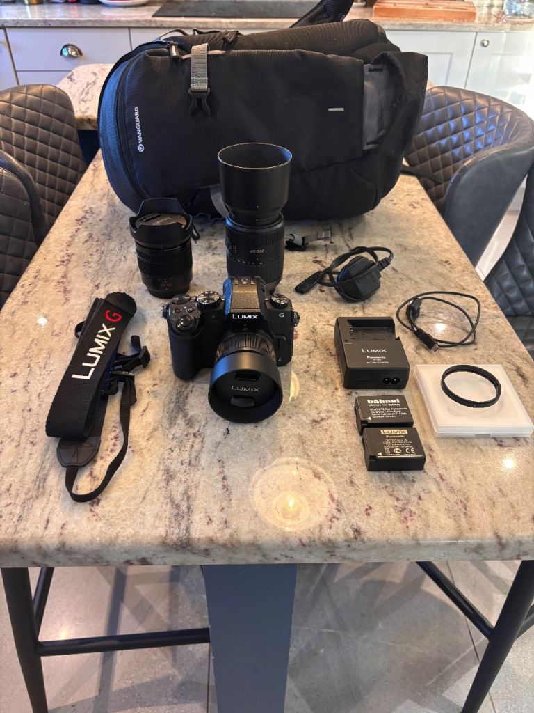 Panasonic Lumix Dmc-G80 Camera bundle