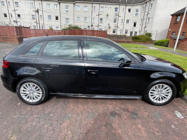 Audi, A3, Hatchback, 2015, Manual, 1598 (cc), 5 doors