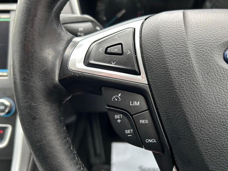 FORD MONDEO 2.0 TDCi Zetec Euro 6 (s/s) 5dr 2015