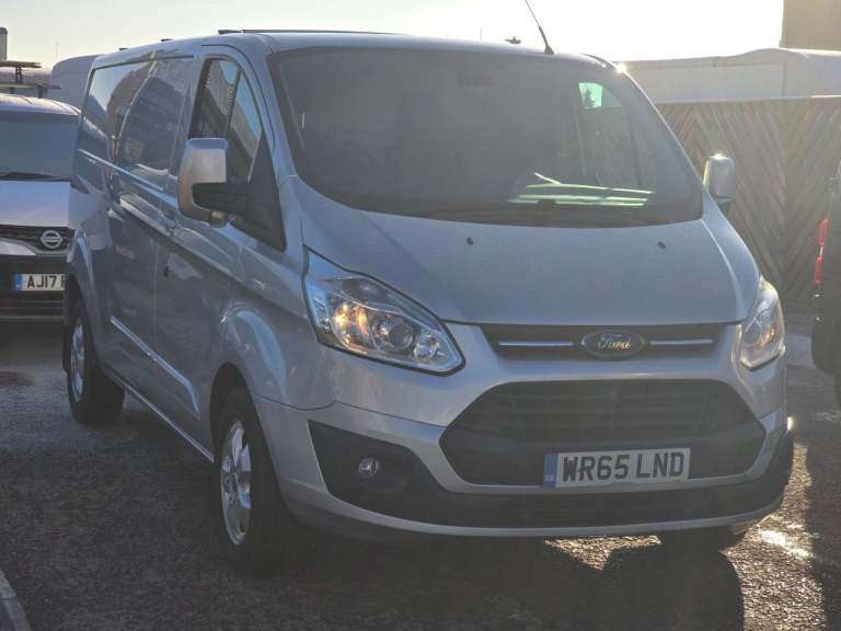 2015 Ford Transit Custom 2.2 TDCi 290 Limited Panel Van 5dr Diesel Manual L1 H1 (186 g/km, 153 bh...