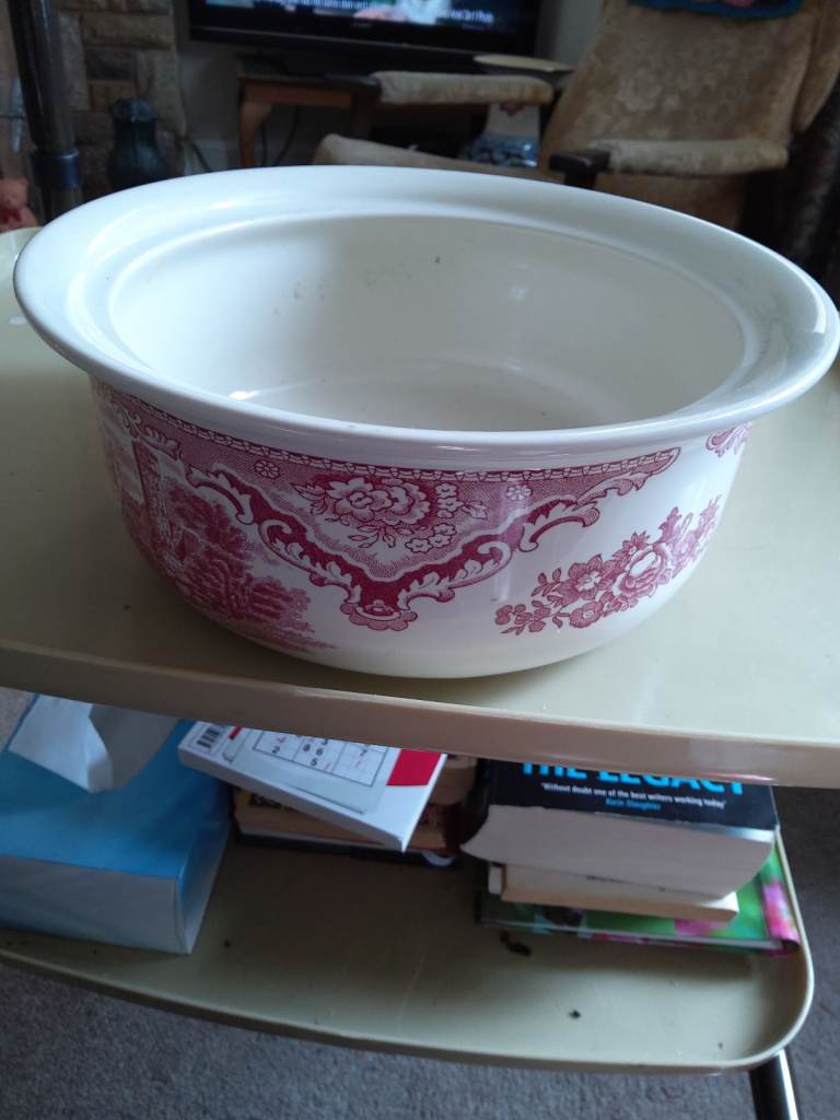 Serving bowl