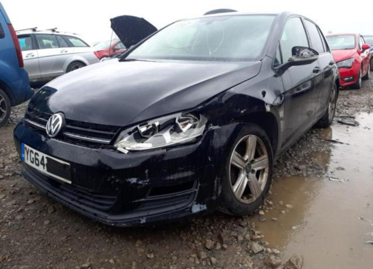 2014 MK7 GOLF BREAKING SPARES AIRBAG LEATHER SEATS ALLOY DOORS AXLE HUBS CORNERS