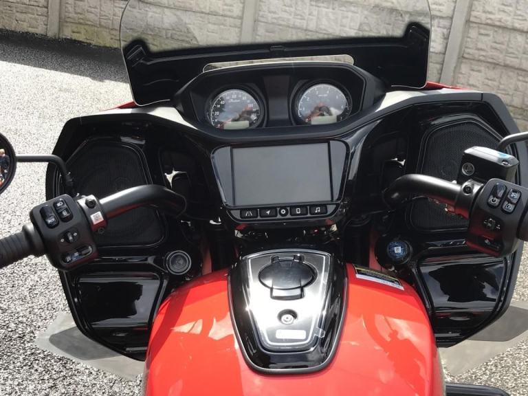 Indian Challenger Dark Horse Premium PRE REG 75