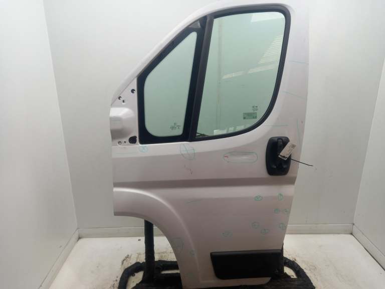 Fiat Ducato Left Front Door N/S 2014-2020 White Unknown Van