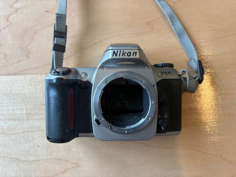 Nikon F65 35mm Film Camera Body